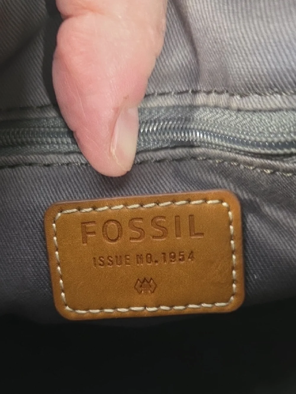 Fossil Floral Crossbody Bag - Gray with Multicolor Flowers - Picture 9 of 10